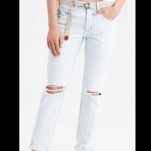 American Eagle Mom Jeans